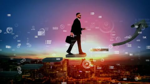 Guide to Online Digital Marketing Work : Potential and Course Resources